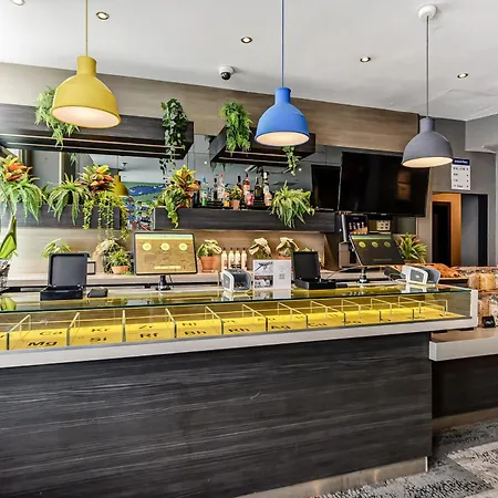 Heeton Concept Hotel - Kensington London-3